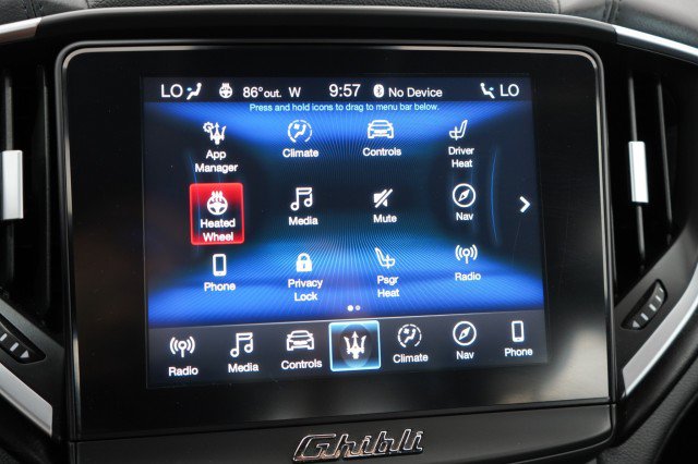 Used 2019 Maserati Ghibli S Q4 AWD/4WD image 33