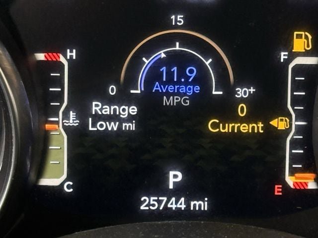Used 2022 Jeep Gladiator Overland w/ Popular Equipment Package AWD/4WD image 16