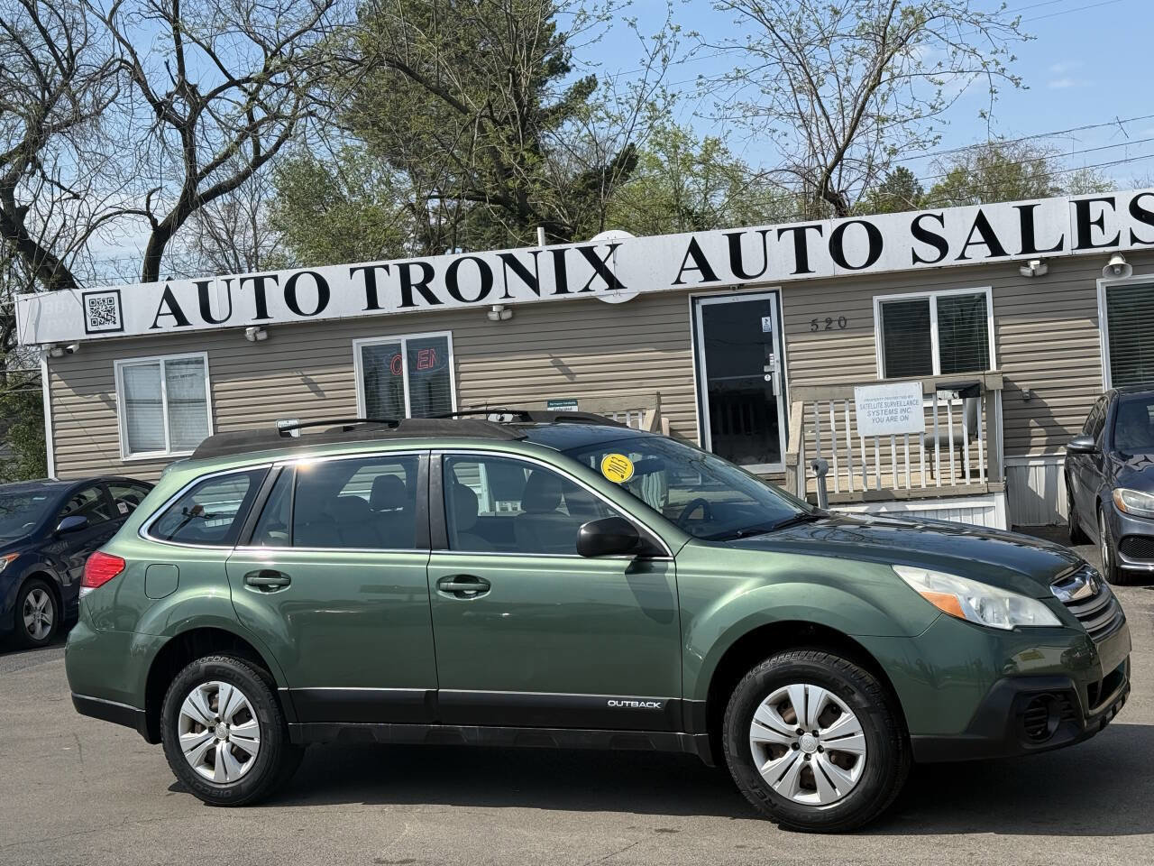 Used 2013 Subaru Outback 2.5i AWD/4WD image 1