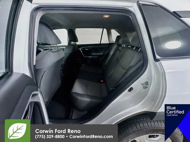 Used 2021 Toyota RAV4 XLE AWD/4WD image 25