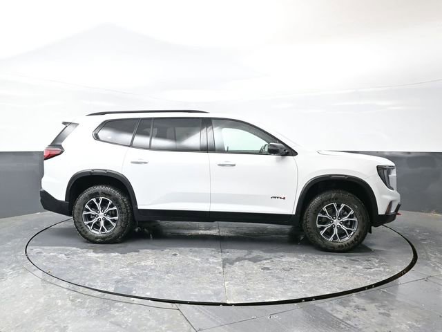 Used 2026 GMC Acadia AT4 AWD/4WD image 2