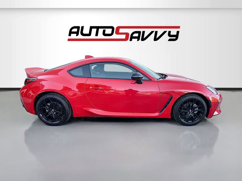 Used 2025 Toyota GR86 Premium RWD image 8