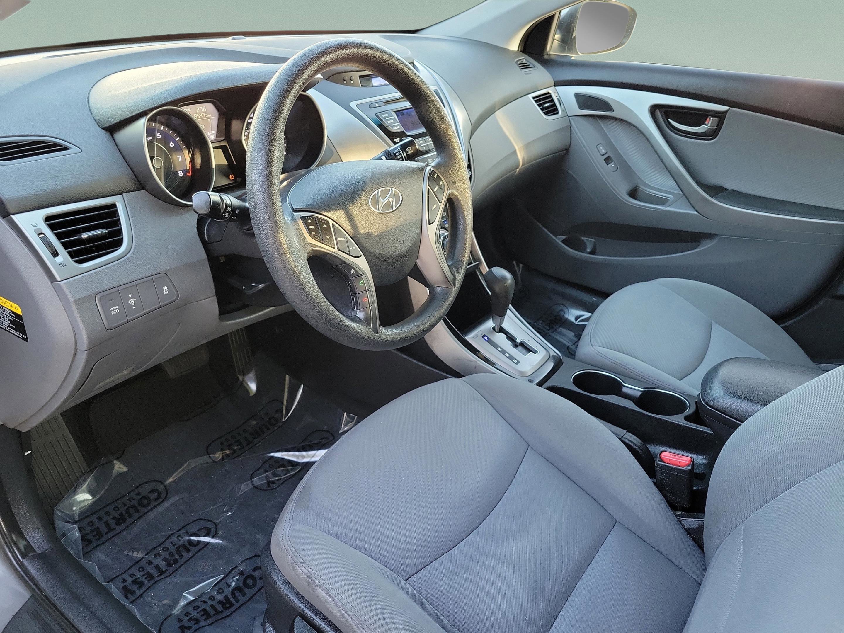 Used 2013 Hyundai Elantra GLS w/ Preferred Pkg FWD image 15