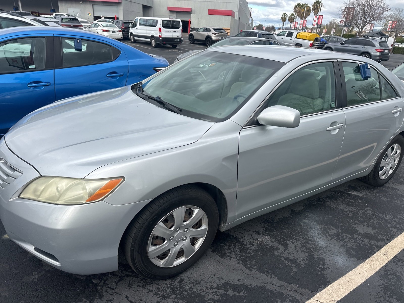 Used 2007 Toyota Camry LE image 2