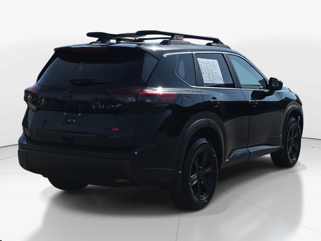 Used 2025 Nissan Rogue SV image 5