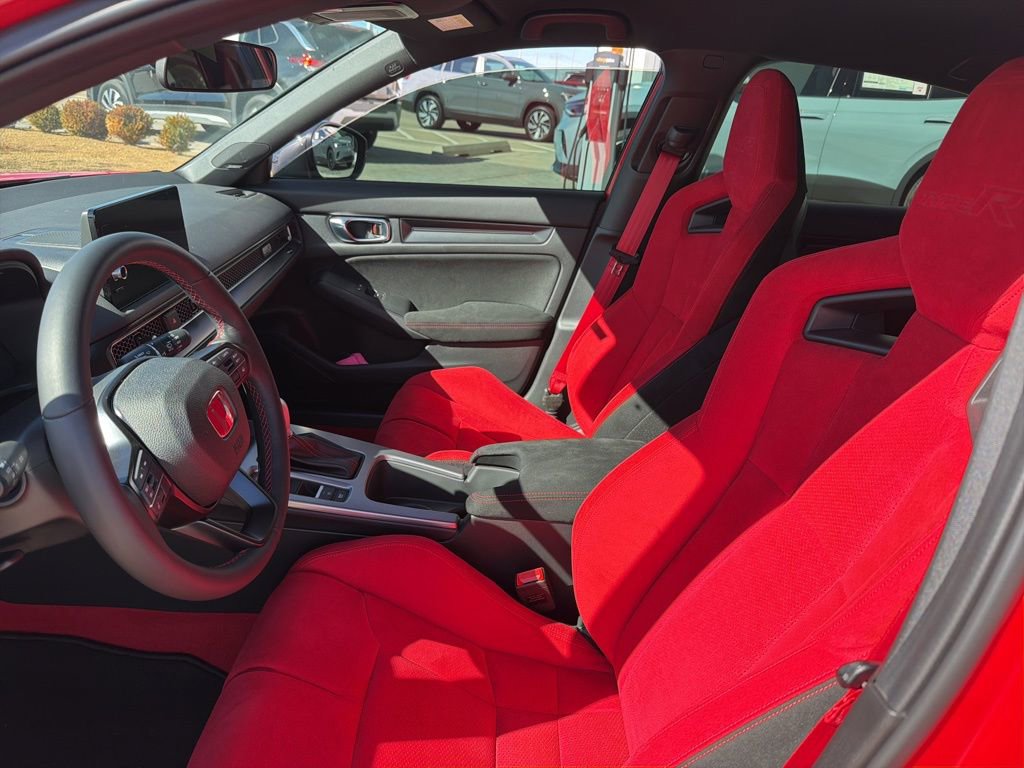 Used 2025 Honda Civic Type R image 7