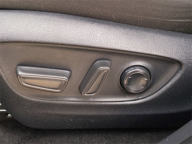 Used 2024 Toyota RAV4 XLE image 21