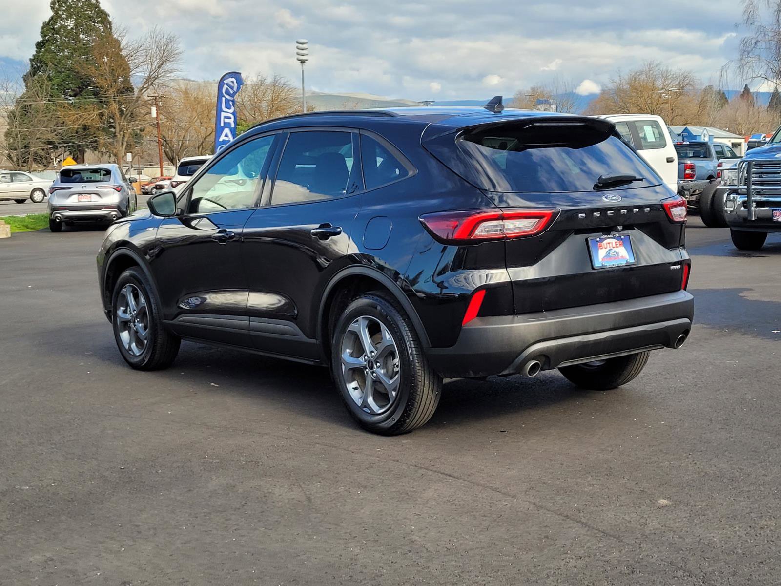 Used 2025 Ford Escape ST-Line AWD/4WD image 7