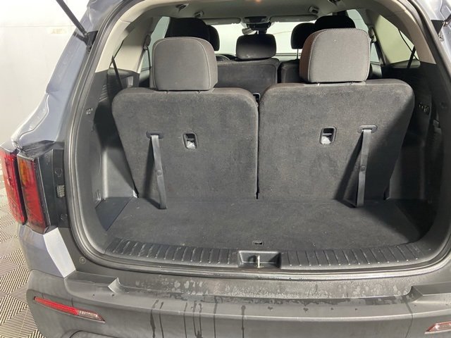 Used 2021 Kia Sorento LX image 9