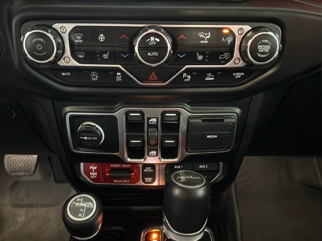 Certified 2023 Jeep Gladiator Rubicon w/ LED Lighting Group AWD/4WD image 25