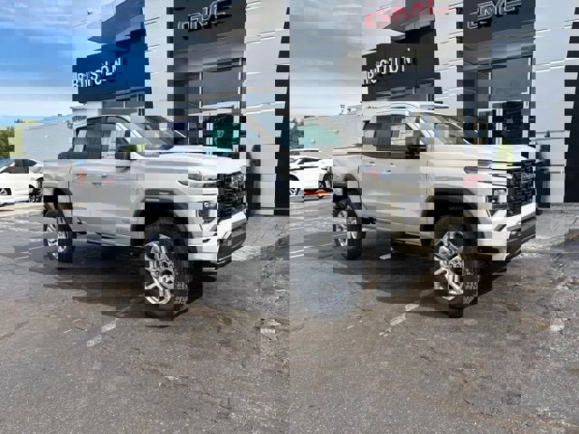 New 2026 GMC Canyon Elevation w/ Convenience Package image 2