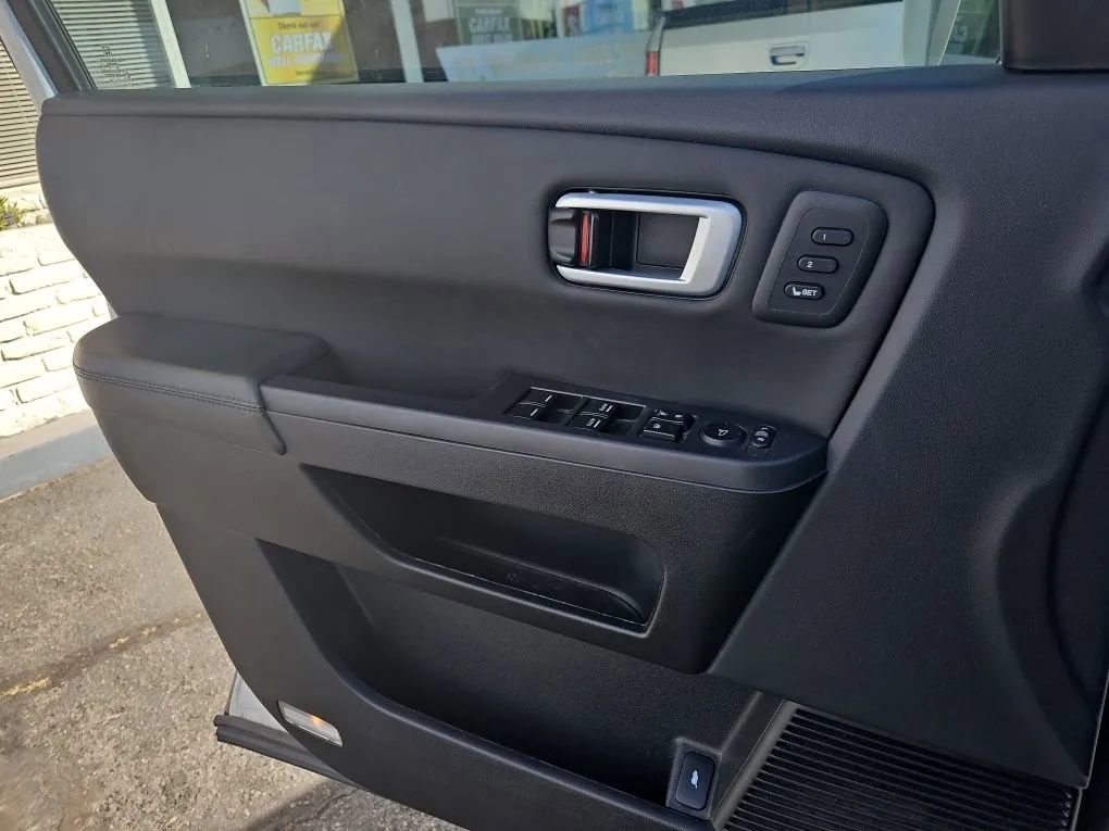 Used 2013 Honda Pilot Touring image 46