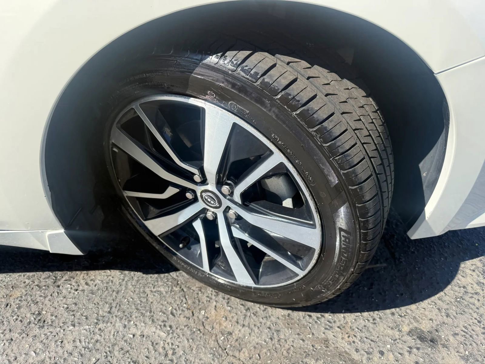 Used 2023 Nissan Maxima SV w/ Floor Mat Group image 45