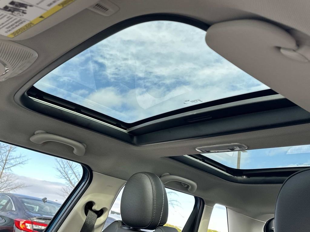 Used 2024 MINI Cooper S image 23