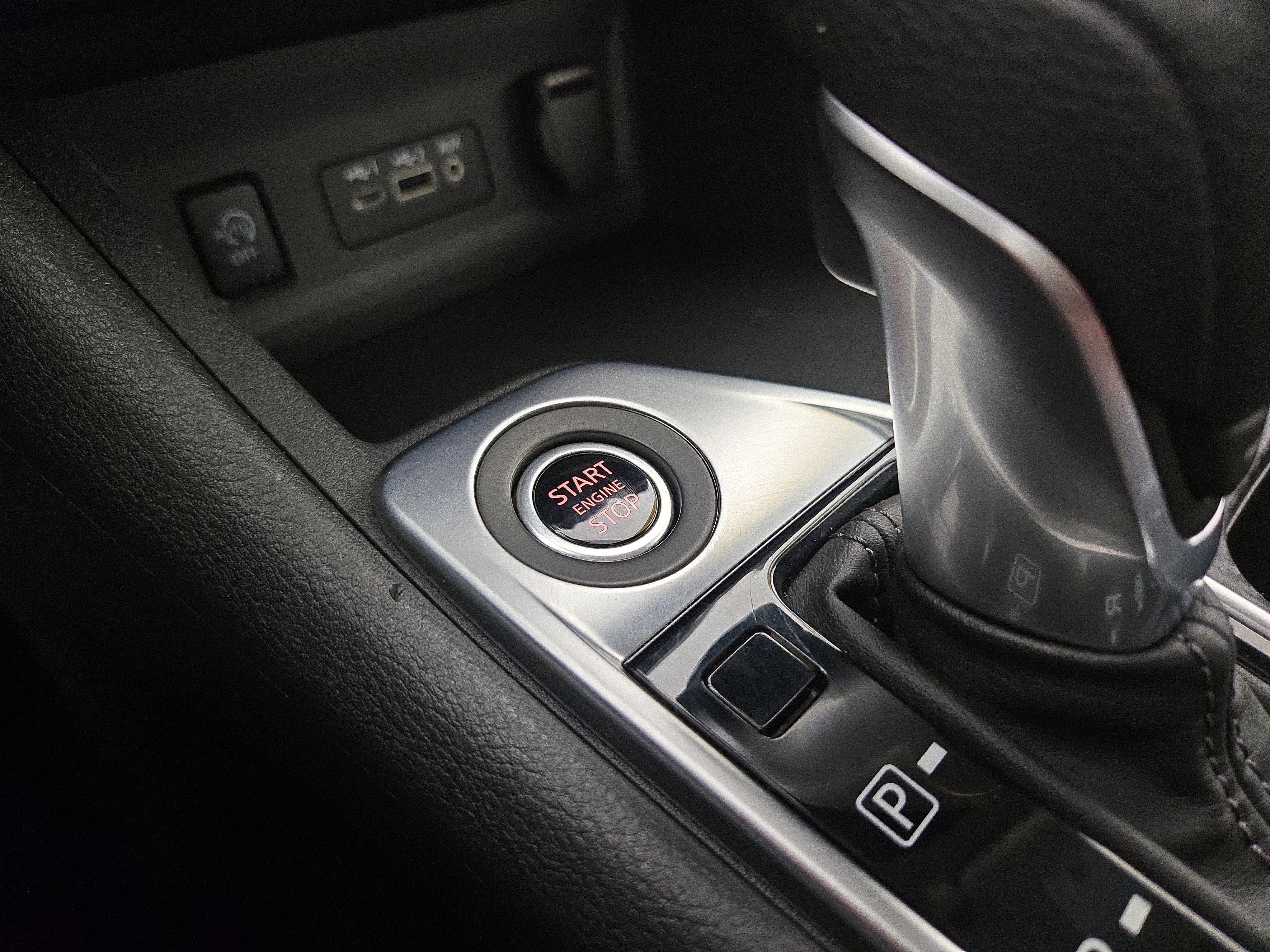 Used 2025 Nissan Sentra SV w/ All-Weather Package image 24