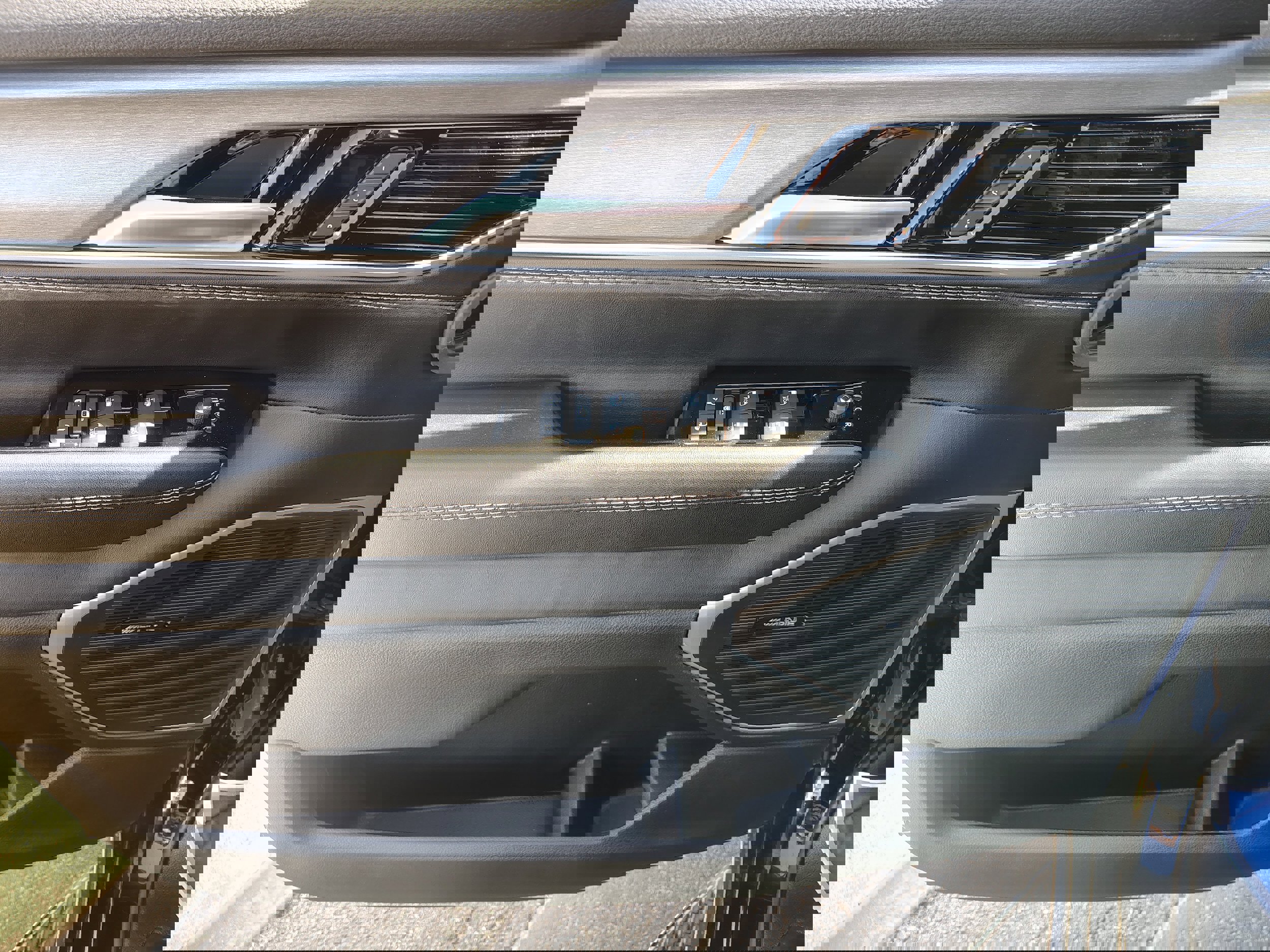 New 2026 Jeep Grand Wagoneer 4WD image 24