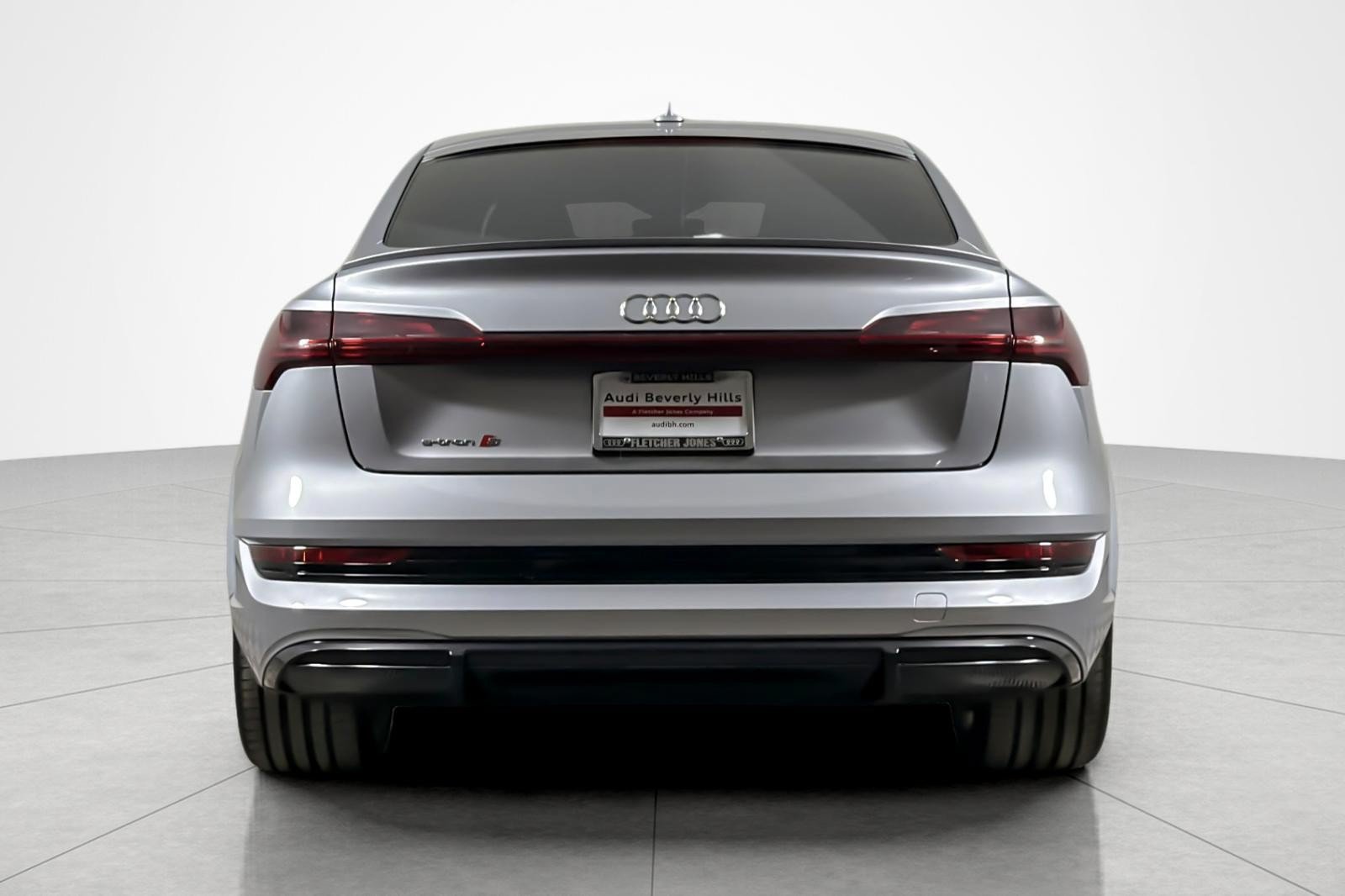 Used 2023 Audi e-tron S Premium Plus w/ Black Optic Package AWD/4WD image 4