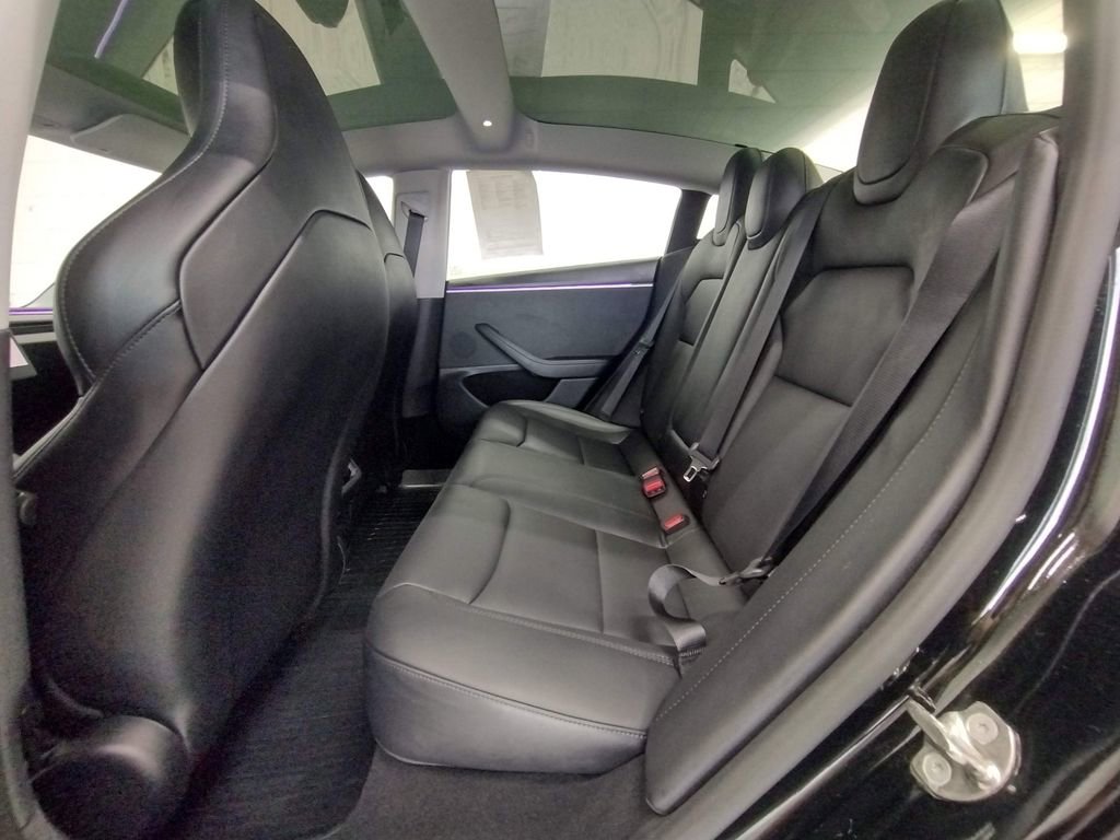 Used 2024 Tesla Model 3 Performance image 32