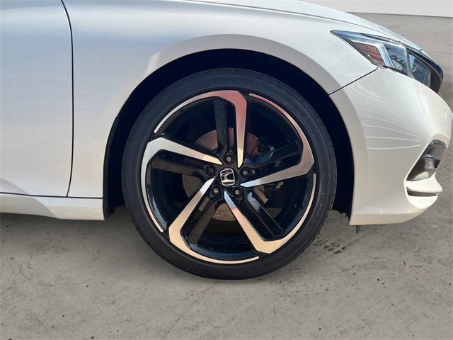 Used 2019 Honda Accord Sport image 15