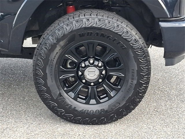 Used 2022 Ford F250 Lariat w/ Tremor Off-Road Package image 8