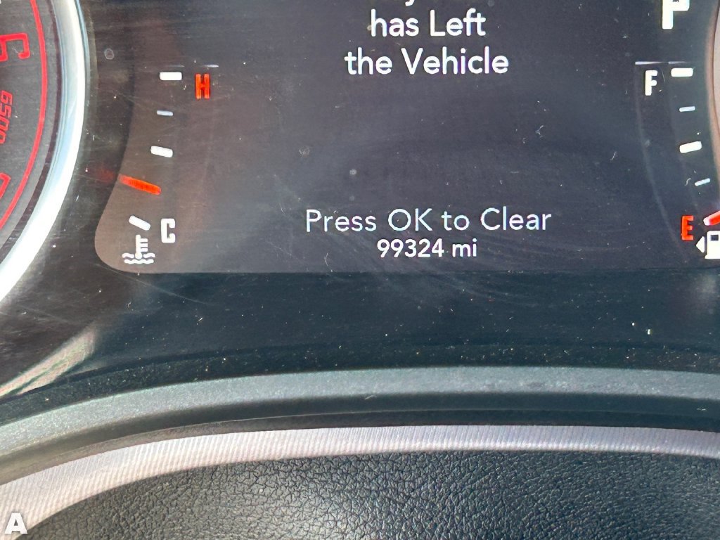 Used 2019 Dodge Challenger R/T w/ Driver Convenience Group RWD image 29