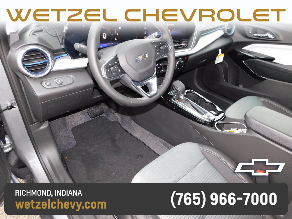 New 2026 Chevrolet Trax LT w/ Midnight Edition FWD image 13