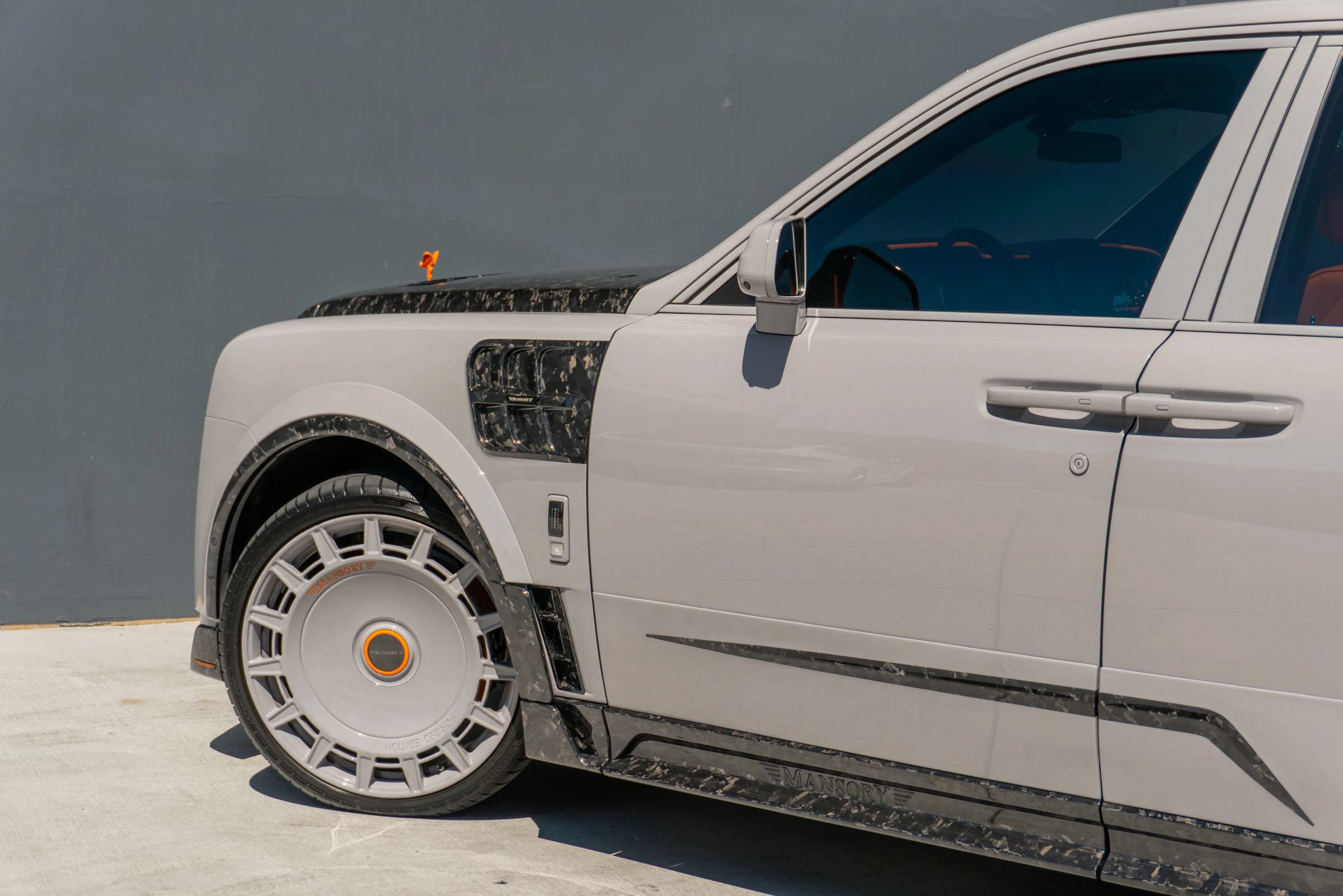 Used 2026 Rolls-Royce Cullinan AWD/4WD image 53