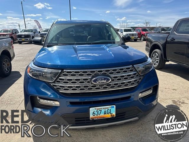 Used 2021 Ford Explorer Limited w/ Equipment Group 301A AWD/4WD image 2