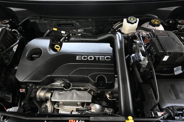 Used 2022 GMC Terrain Denali w/ Black Diamond Edition image 32