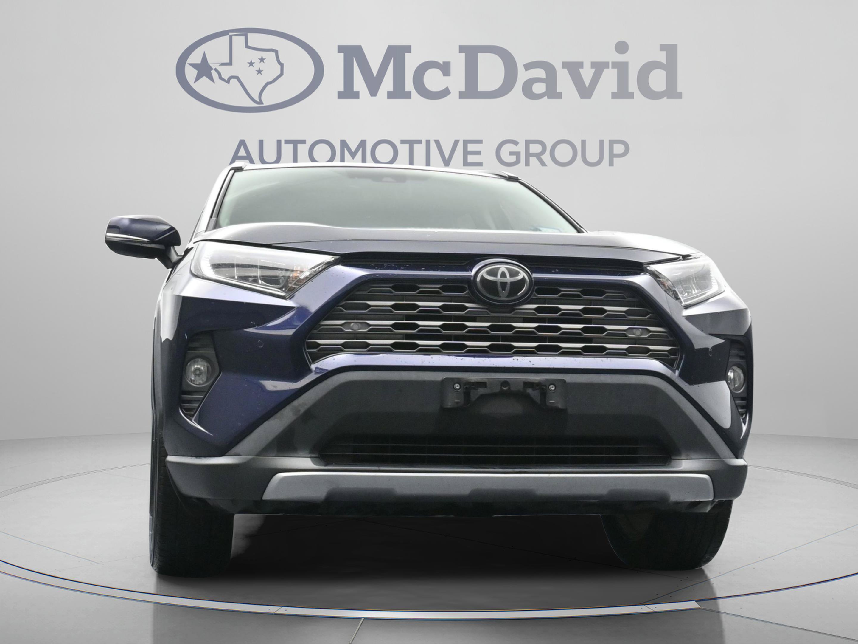 Used 2019 Toyota RAV4 Limited w/ Cold Weather Package FWD image 26