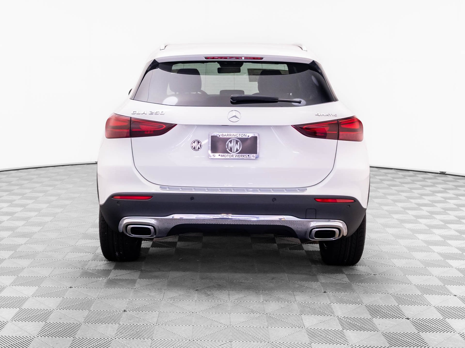 New 2026 Mercedes-Benz GLA 250 4MATIC image 4