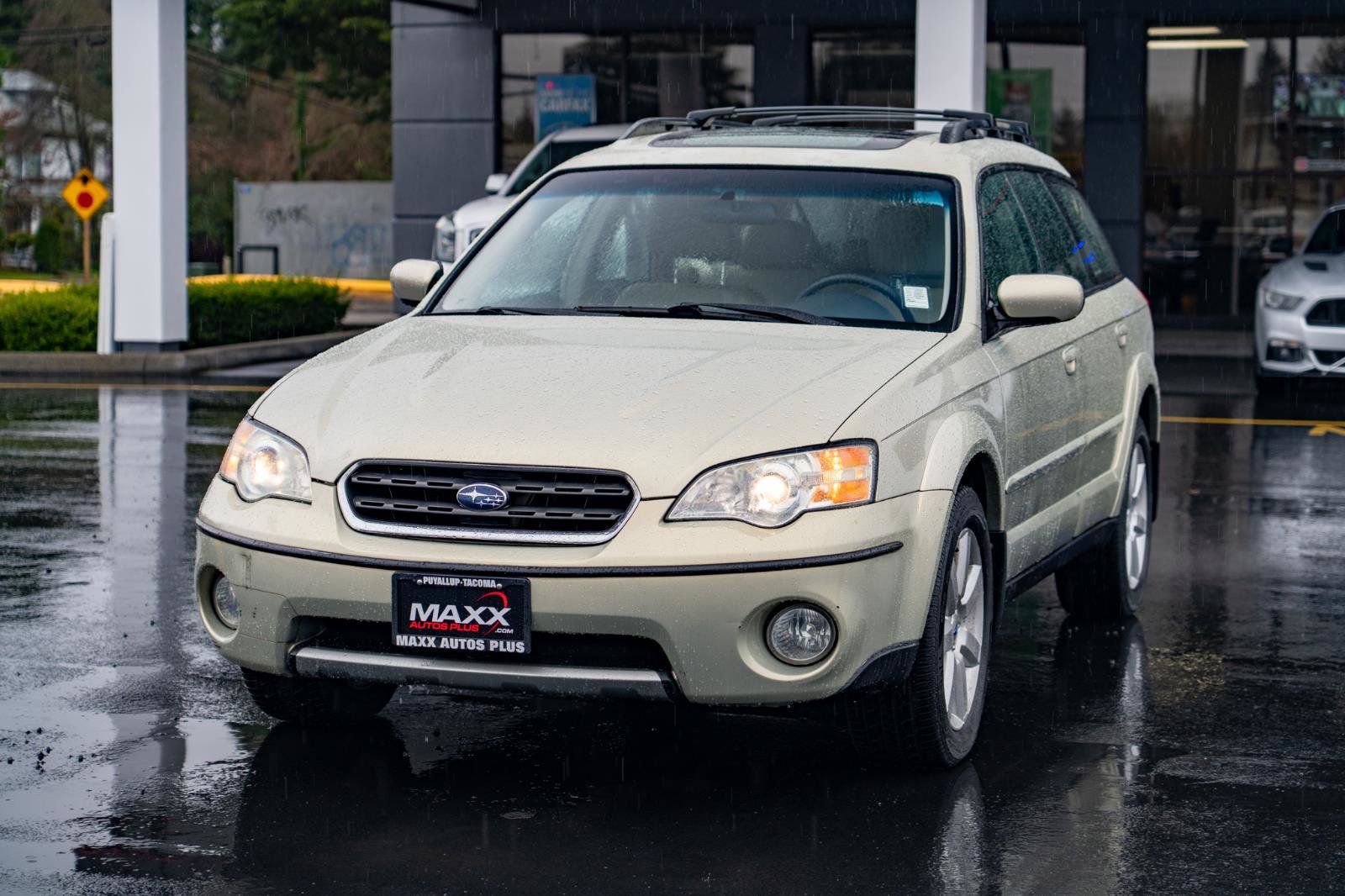 Used 2006 Subaru Outback 2.5i Limited AWD/4WD image 4