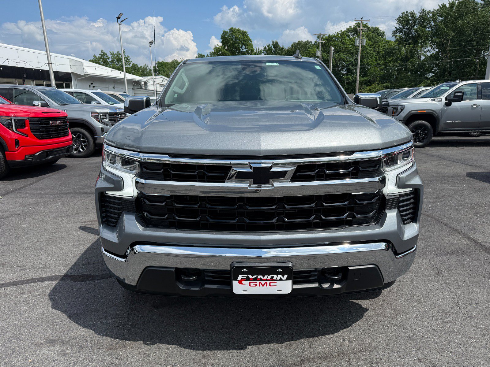 Used 2023 Chevrolet Silverado 1500 LT AWD/4WD image 8