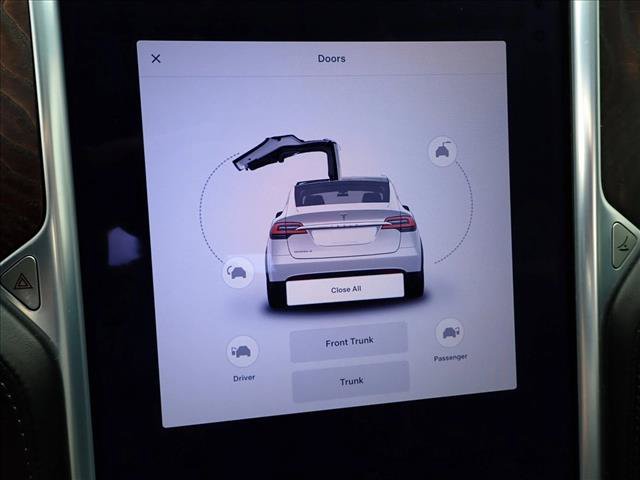 Used 2017 Tesla Model X 75D AWD/4WD image 17