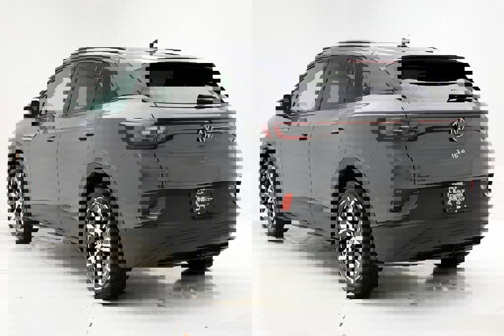 Used 2023 Volkswagen ID.4 Pro S AWD/4WD image 6