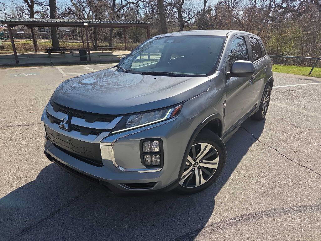 Used 2021 Mitsubishi Outlander Sport ES image 2