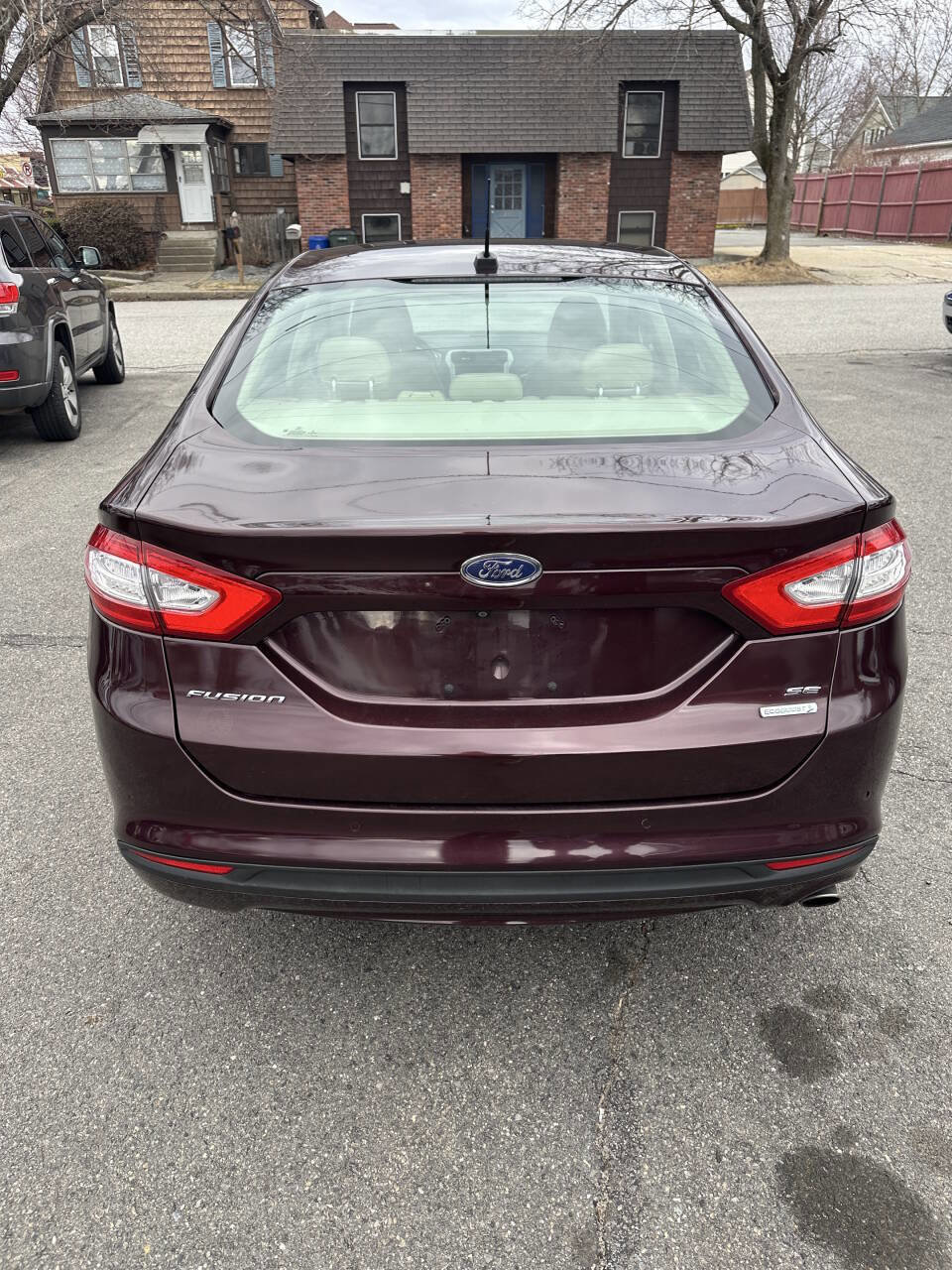 Used 2013 Ford Fusion SE FWD image 5