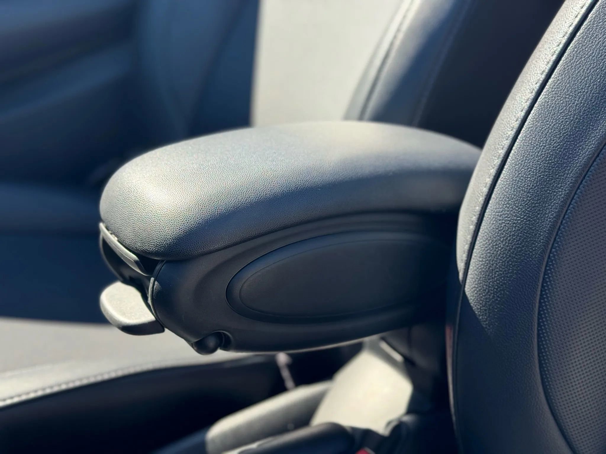 Used 2019 MINI Cooper Convertible image 48