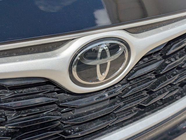 Used 2024 Toyota Highlander XLE image 23