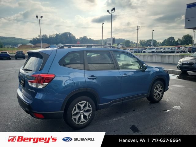 Certified 2023 Subaru Forester Premium AWD/4WD image 5