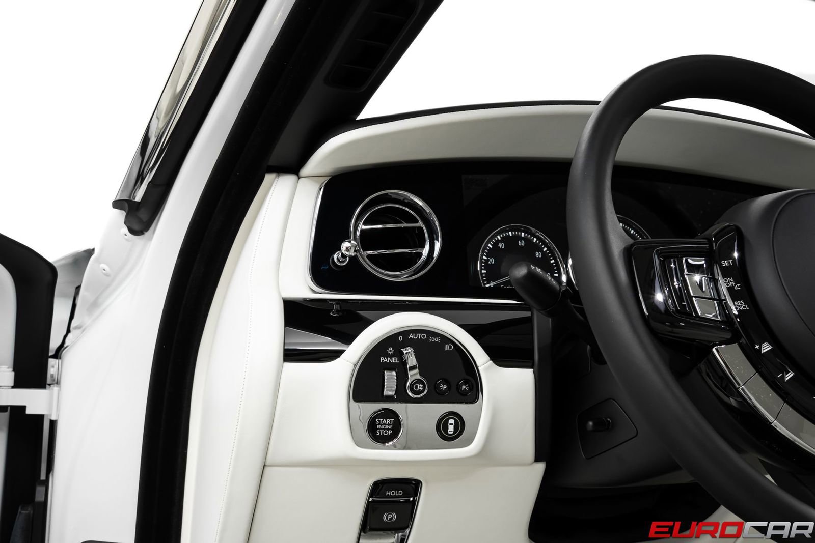 Used 2024 Rolls-Royce Ghost AWD/4WD image 28