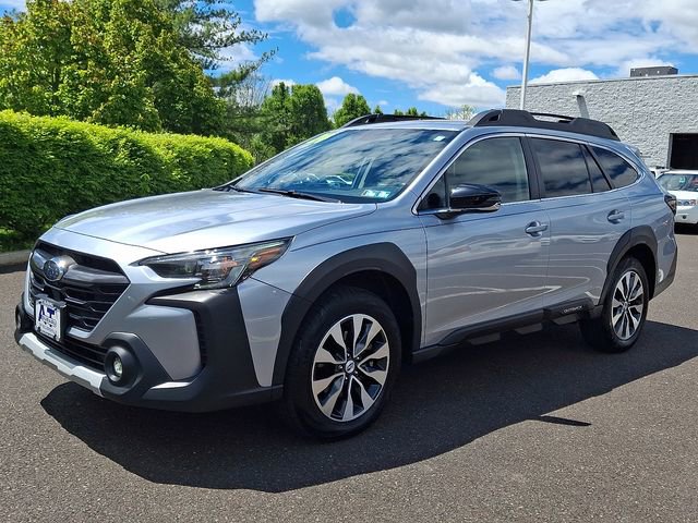 Used 2024 Subaru Outback Limited XT AWD/4WD image 3