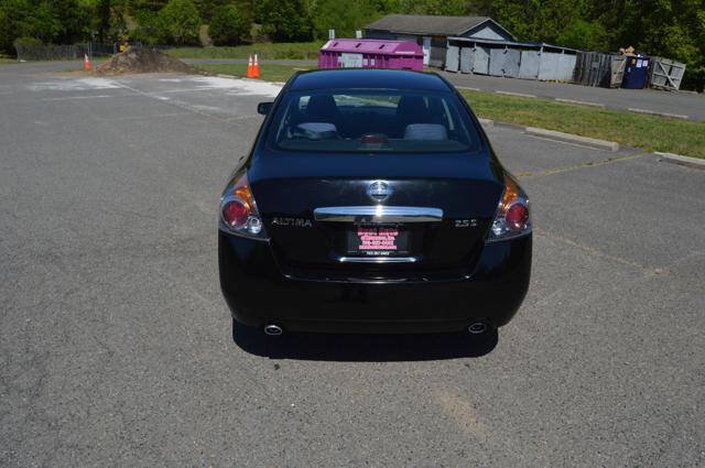 Used 2010 Nissan Altima 2.5 S FWD image 10