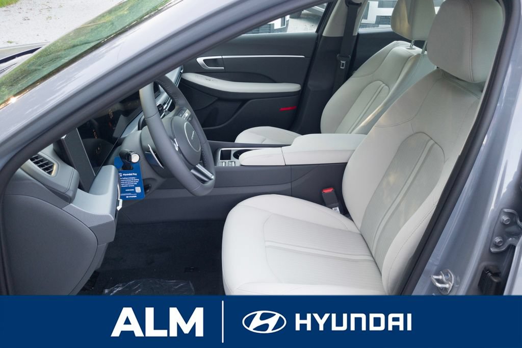 New 2026 Hyundai Sonata SEL FWD image 13