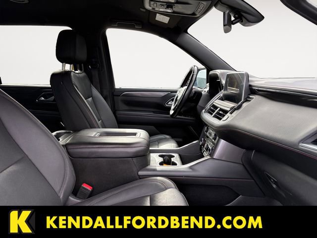 Used 2022 Chevrolet Suburban RST w/ Luxury Package AWD/4WD image 15