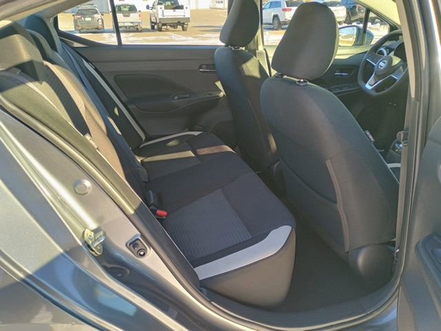 Used 2021 Nissan Versa SV FWD image 17