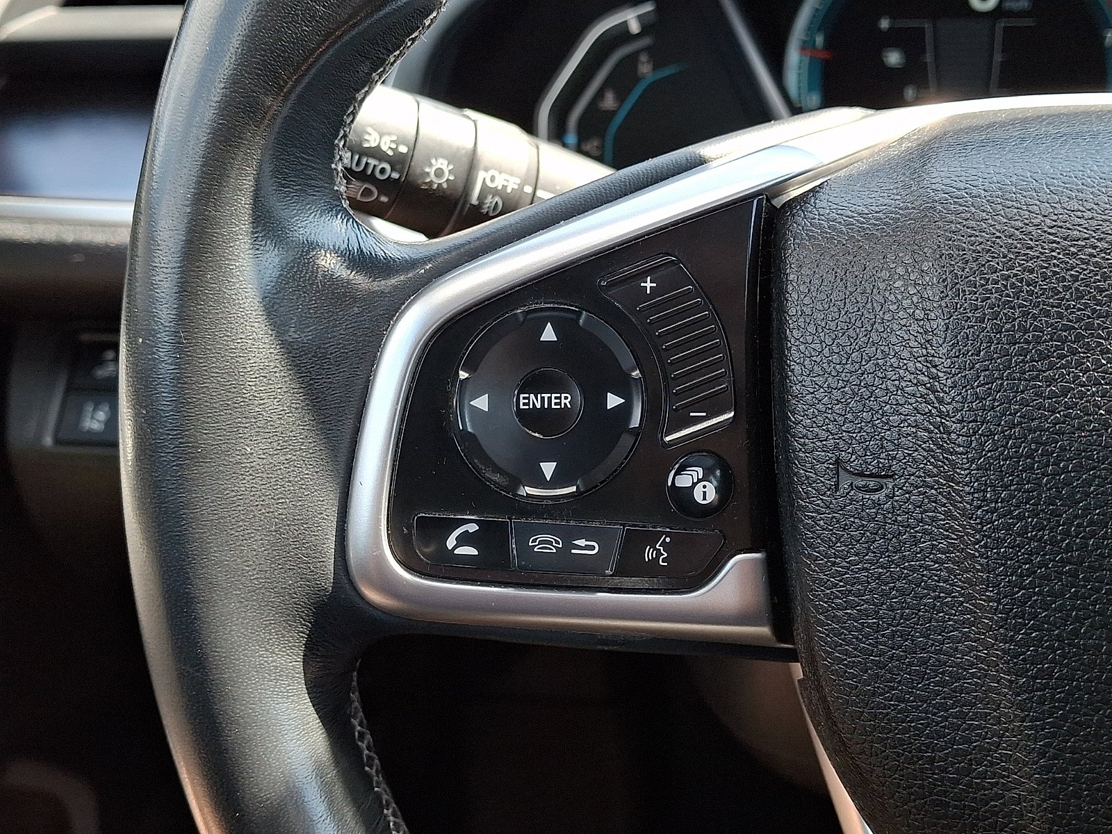 Used 2017 Honda Civic Touring image 21