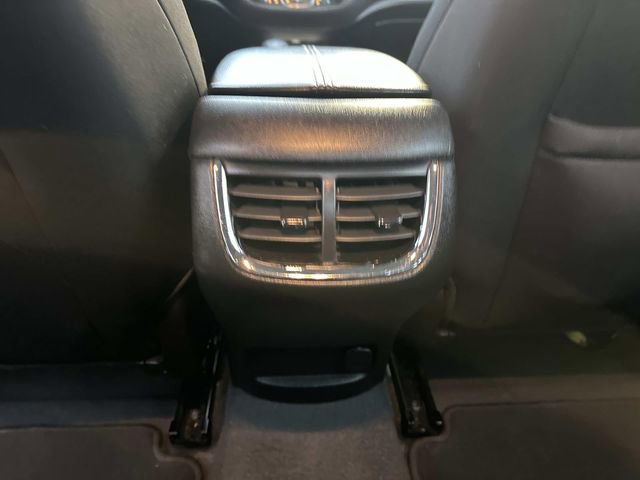 Used 2023 Chevrolet Malibu LT FWD image 13
