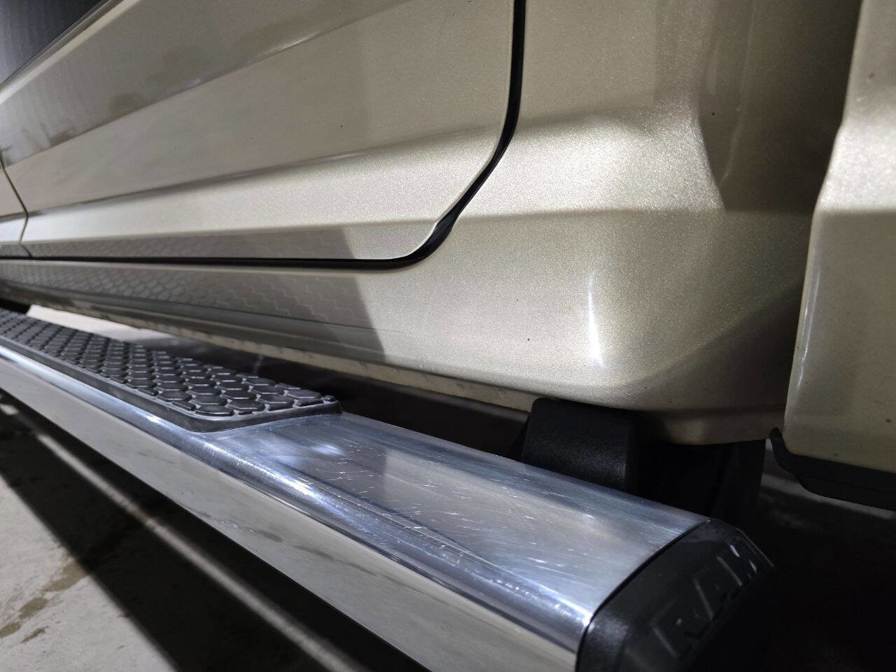 Used 2014 RAM 1500 Laramie Longhorn w/ Convenience Group image 26