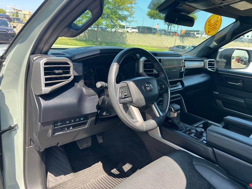 Used 2025 Toyota Tundra SR5 w/ SR5 Premium Package AWD/4WD image 18